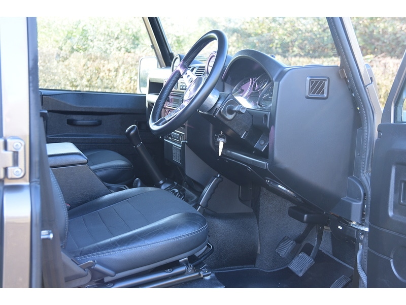 Used Land Rover Defender 2012 for sale - 77591408: Photo 23