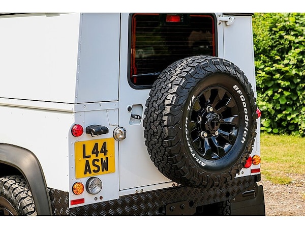 Used Land Rover Defender 90 2012 for sale - 71492328: Photo 15
