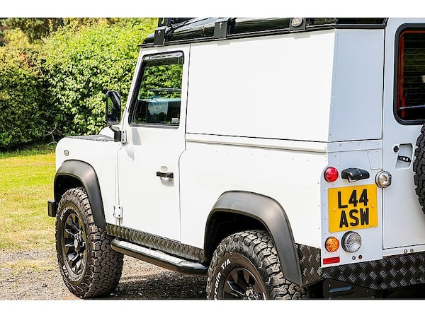 Used Land Rover Defender 90 2012 for sale - 71492328: Photo 16