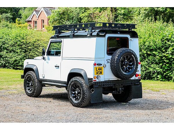 Used Land Rover Defender 90 2012 for sale - 71492328: Photo 18