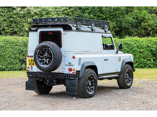 Used Land Rover Defender 90 2012 for sale - 71492328: Photo 21