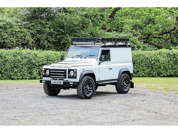 Used Land Rover Defender 90 2012 for sale - 71492328: Photo 4