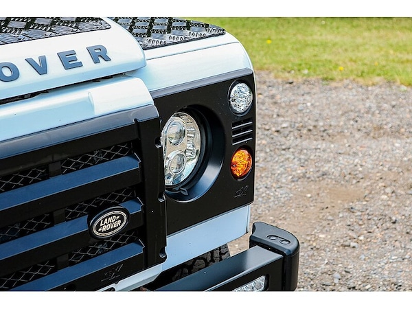 Used Land Rover Defender 90 2012 for sale - 71492328: Photo 7