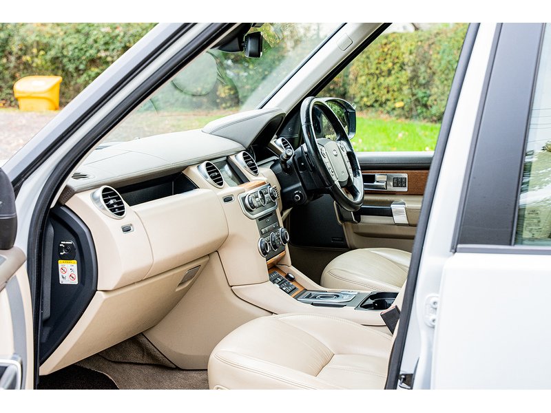 Used Land Rover Discovery 2016 for sale - 76520837: Photo 12