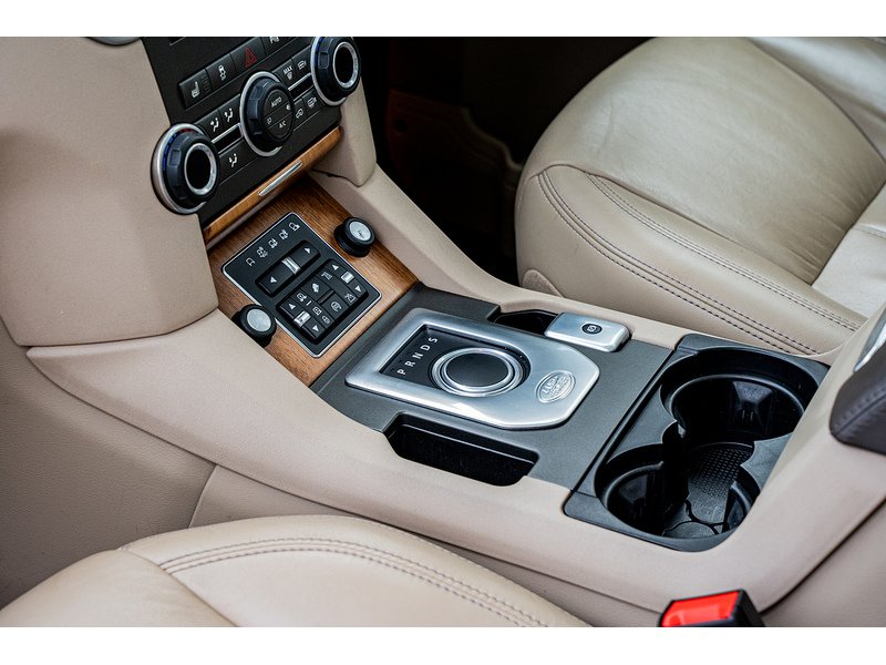 Used Land Rover Discovery 2016 for sale - 76520837: Photo 30