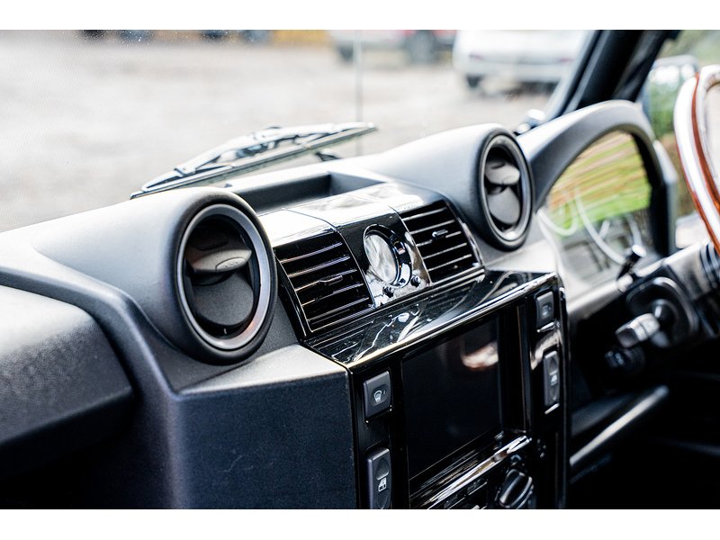 Used Land Rover Defender 2014 for sale - 76896528: Photo 15