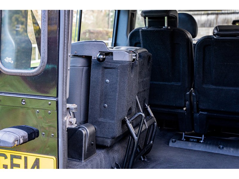 Used Land Rover Defender 2014 for sale - 76896528: Photo 28