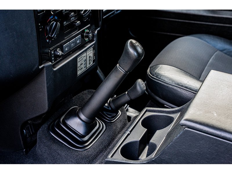 Used Land Rover Defender 2014 for sale - 76896528: Photo 31