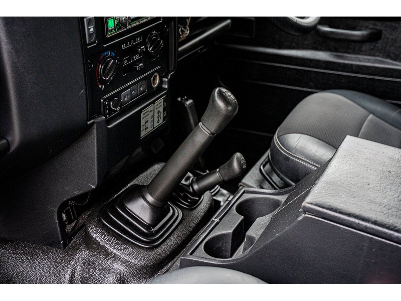 Used Land Rover Defender 90 for sale - 77180722: Photo 26