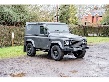 Used Land Rover Defender 90 2016 for sale - 77180722: Photo