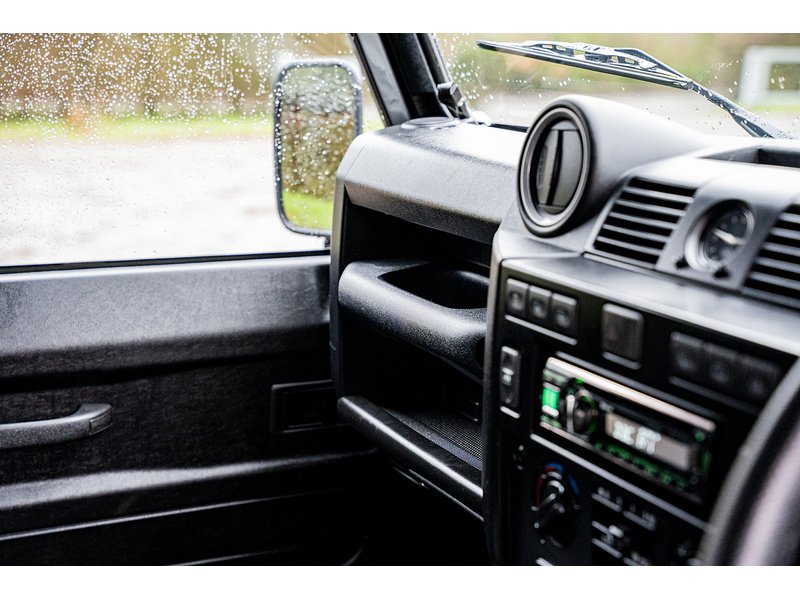 Used Land Rover Defender 90 for sale - 77180722: Photo 33