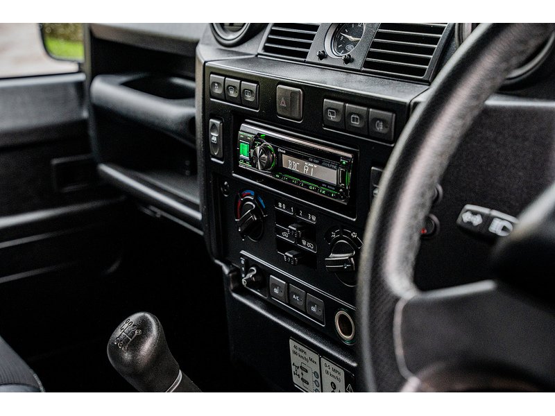 Used Land Rover Defender 90 for sale - 77180722: Photo 35