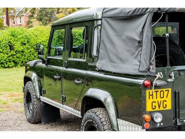 Used Land Rover Defender 110 2007 for sale - 74473234: Photo 12
