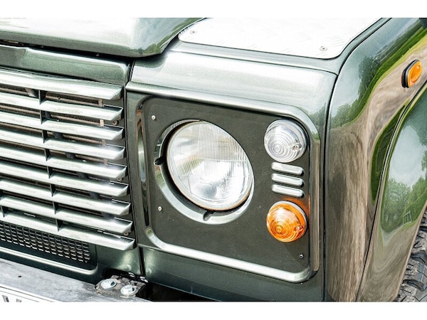 Used Land Rover Defender 110 2007 for sale - 74473234: Photo 17