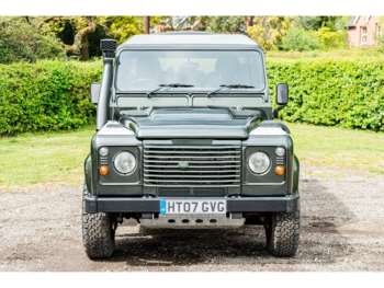 Used Land Rover Defender 110 2007 for sale - 74473234: Photo
