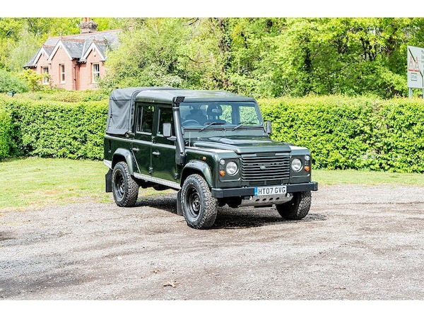 Used Land Rover Defender 110 2007 for sale - 74473234: Photo 4