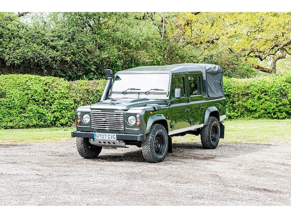Used Land Rover Defender 110 2007 for sale - 74473234: Photo 5