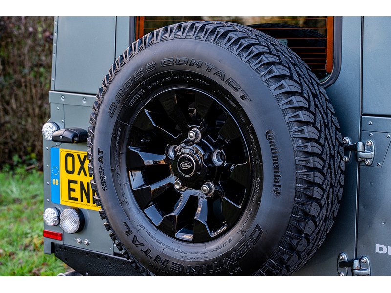 Used Land Rover Defender 2016 for sale - 77061296: Photo 18