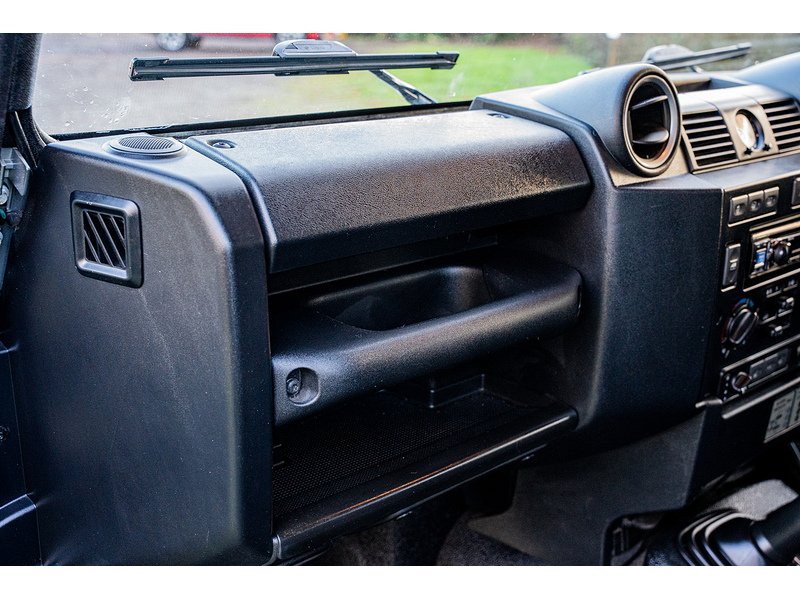 Used Land Rover Defender 2016 for sale - 77061296: Photo 29