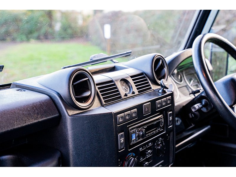 Used Land Rover Defender 2016 for sale - 77061296: Photo 32