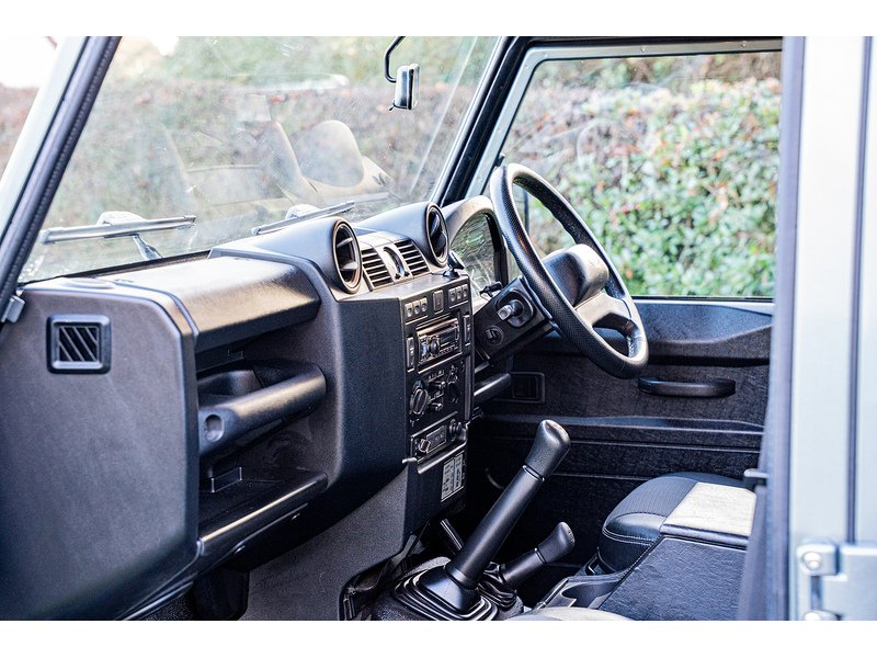 Used Land Rover Defender 2016 for sale - 77061296: Photo 34