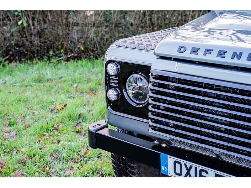 Used Land Rover Defender 2016 for sale - 77061296: Photo 4