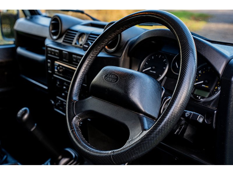 Used Land Rover Defender 2016 for sale - 77061296: Photo 40