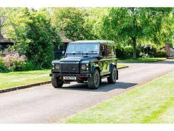 Used Land Rover Defender 90 2016 for sale - 72207186: Photo
