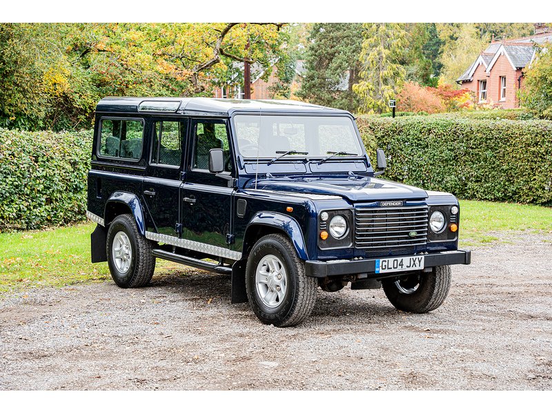Used Land Rover Defender 110 2004 for sale - 76263819: Photo 1