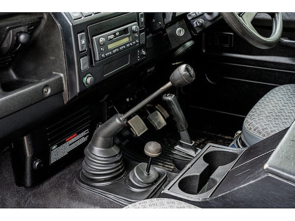 Used Land Rover Defender 2004 for sale - 76263819: Photo 20