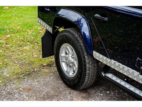 Used Land Rover Defender 2004 for sale - 76263819: Photo 30