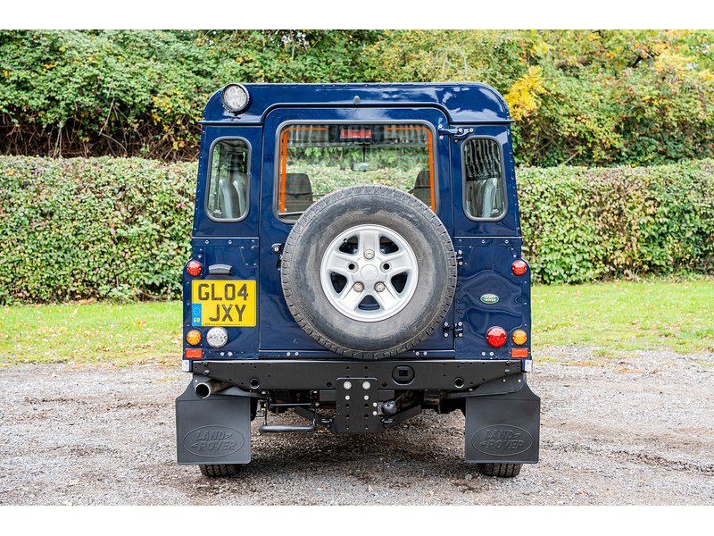 Used Land Rover Defender 110 2004 for sale - 76263819: Photo 9