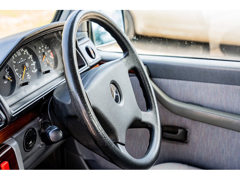 Used Mercedes-Benz G Class 1992 for sale - 77990103: Photo 9