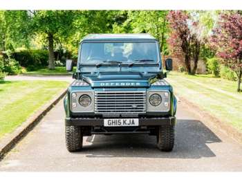 Used Land Rover Defender 110 2015 for sale - 74662933: Photo