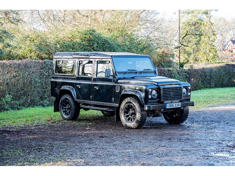 Used Land Rover Defender 110 2016 for sale - 77061295: Photo 2