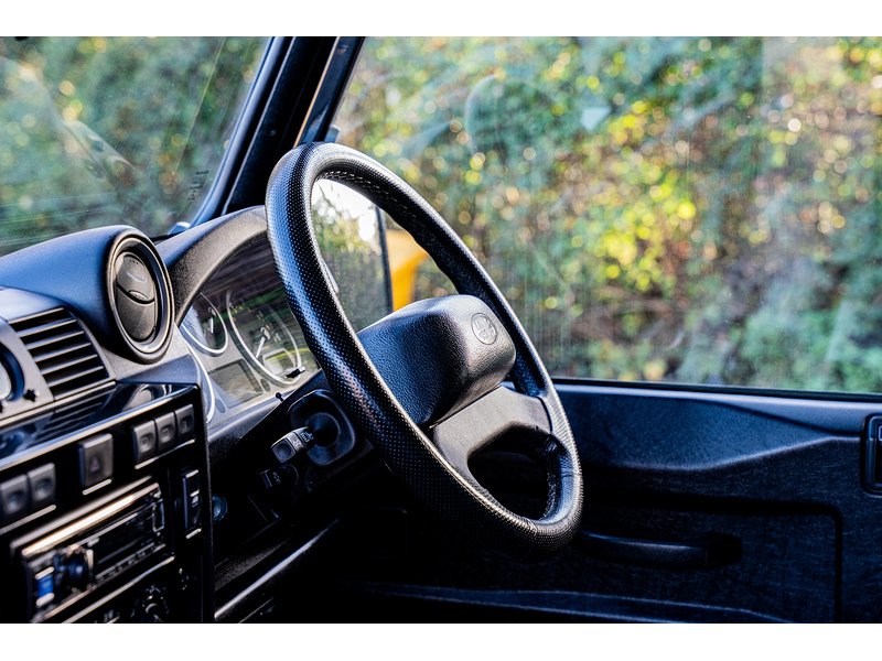 Used Land Rover Defender 110 2016 for sale - 77061295: Photo 25