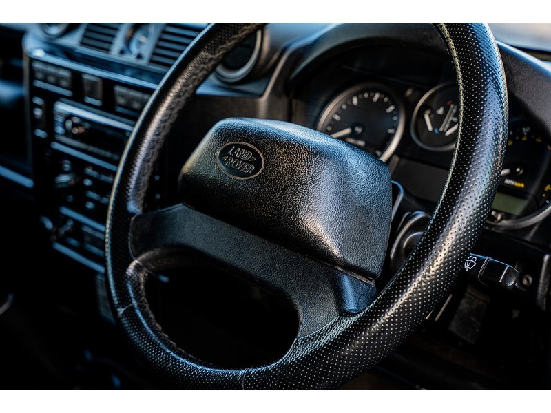 Used Land Rover Defender 110 2016 for sale - 77061295: Photo 33