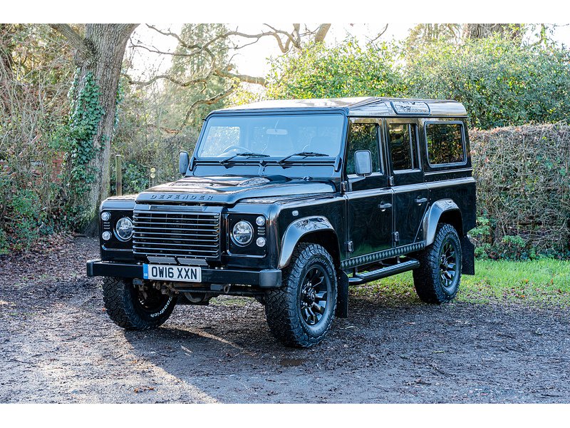 Used Land Rover Defender 110 2016 for sale - 77061295: Photo 4