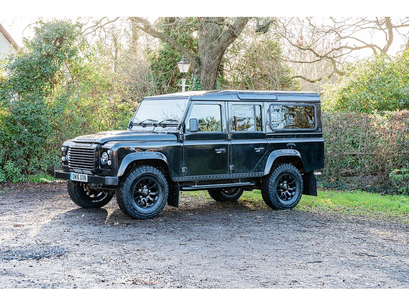 Used Land Rover Defender 110 2016 for sale - 77061295: Photo 5