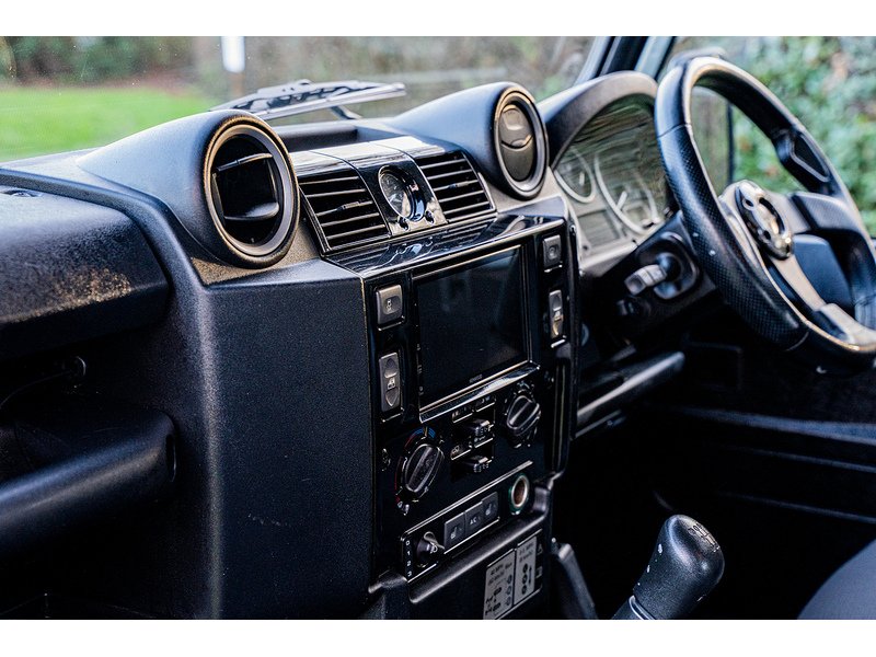 Used Land Rover Defender 2014 for sale - 77061291: Photo 25