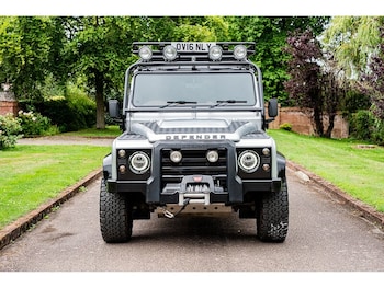 Used Land Rover Defender 110 2016 for sale - 75367493: Photo