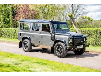 Used Land Rover Defender 110 2016 for sale - 78715670: Photo