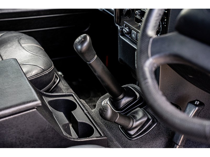 Used Land Rover Defender 2015 for sale - 77061293: Photo 25