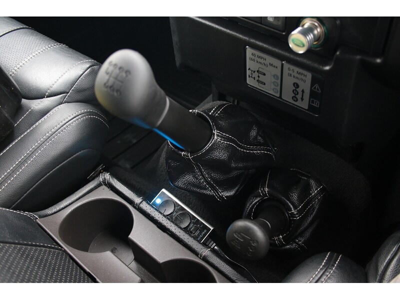 Used Land Rover Defender 2010 for sale - 77432641: Photo 34