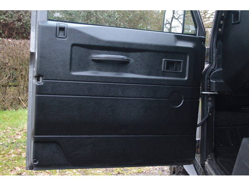 Used Land Rover Defender 2010 for sale - 77432641: Photo 41