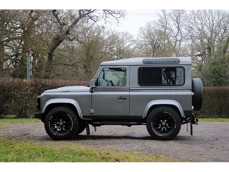 Used Land Rover Defender 2010 for sale - 77432641: Photo 8