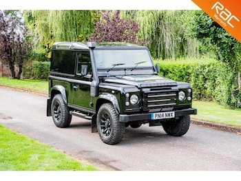 Land Rover - Defender 90