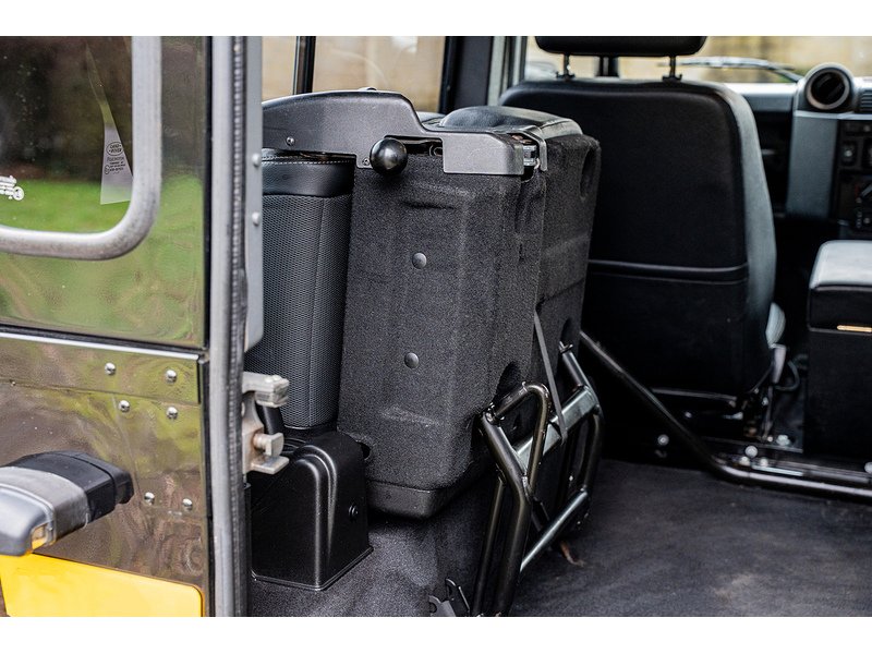 Used Land Rover Defender 90 2012 for sale - 77521676: Photo 26