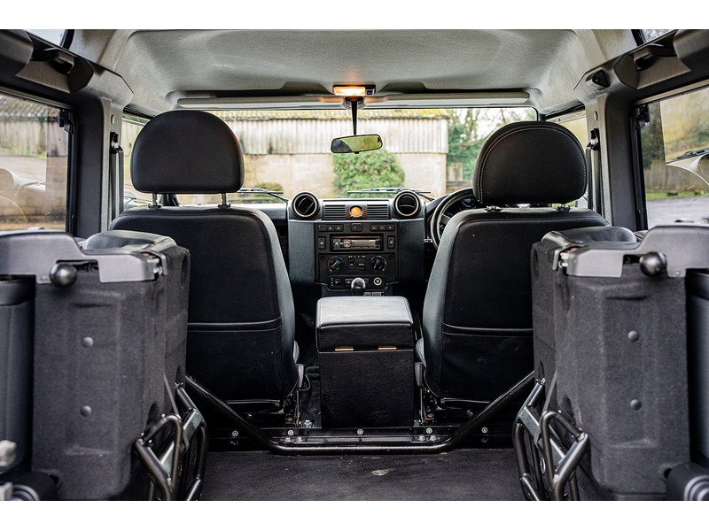 Used Land Rover Defender 90 2012 for sale - 77521676: Photo 27