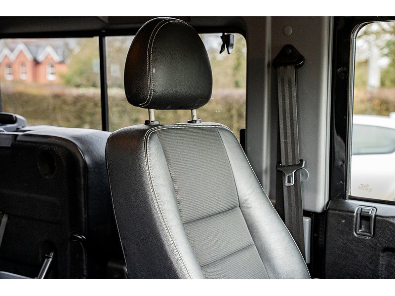 Used Land Rover Defender 90 2012 for sale - 77521676: Photo 30